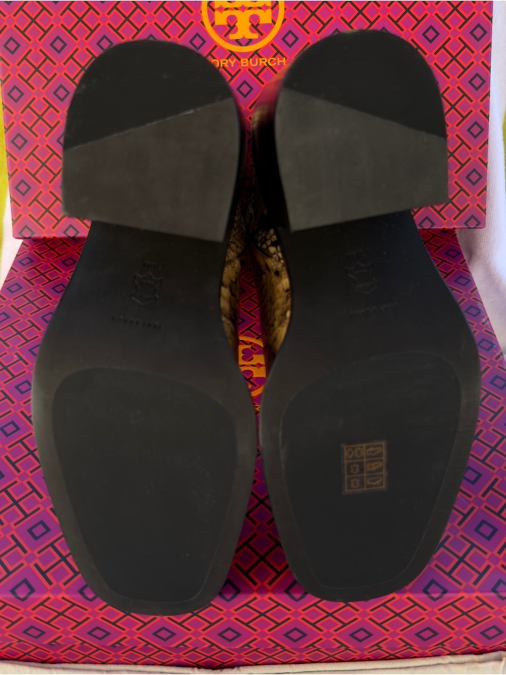 Tory Burch ROCCIO Snake Print Leather Western Ankle Heel Boots 7.5 NEW $595 - Picture 8 of 12